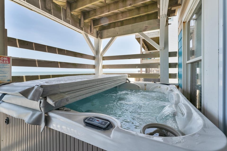 7016 - Caribbean Queen House in Rodanthe