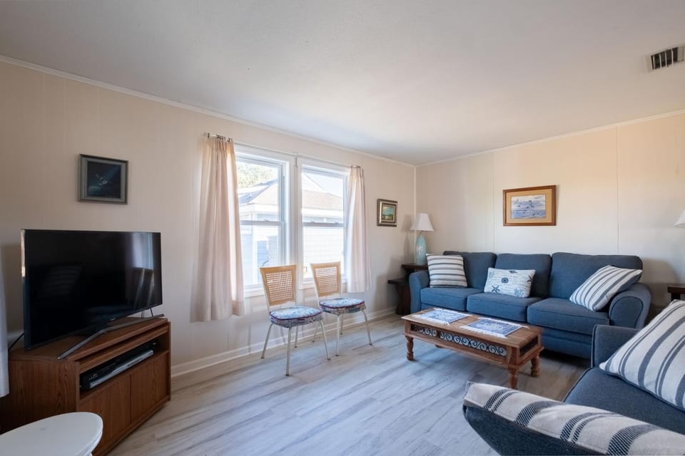 7810 - Beacham Cottage House in Frisco