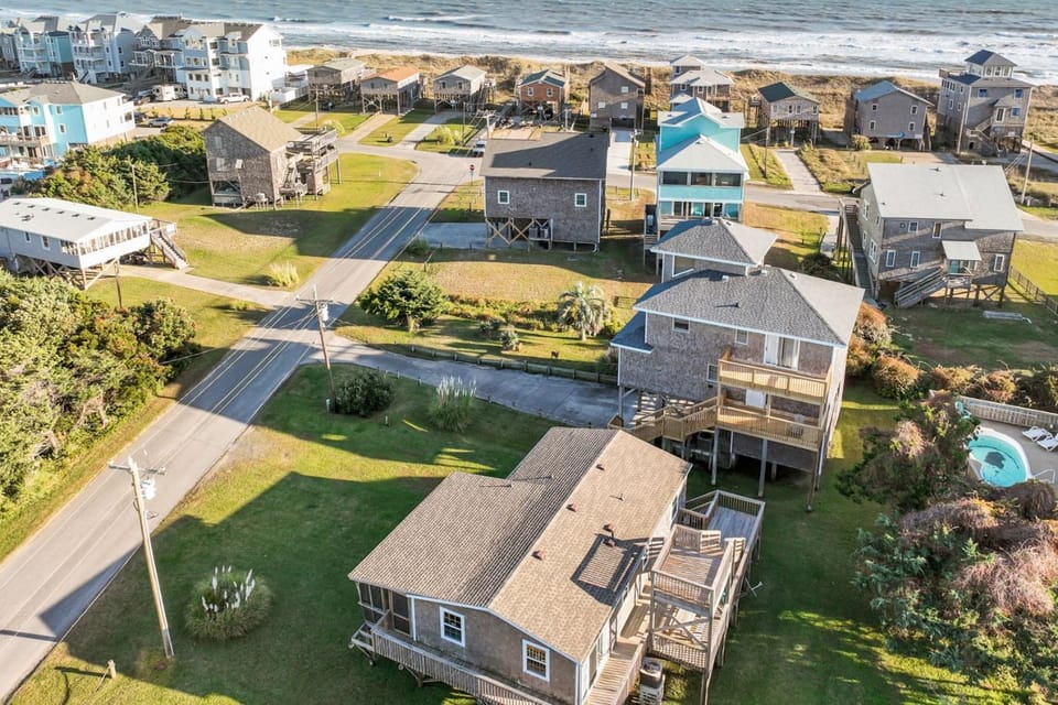 7933 - Salty Sea-Gal House in Hatteras Island