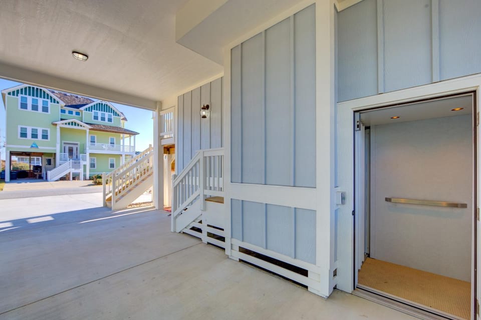 5547 - Sailfish Station House in Roanoke Island