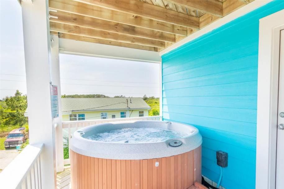 5769 - Whitecap Waze House in Nags Head