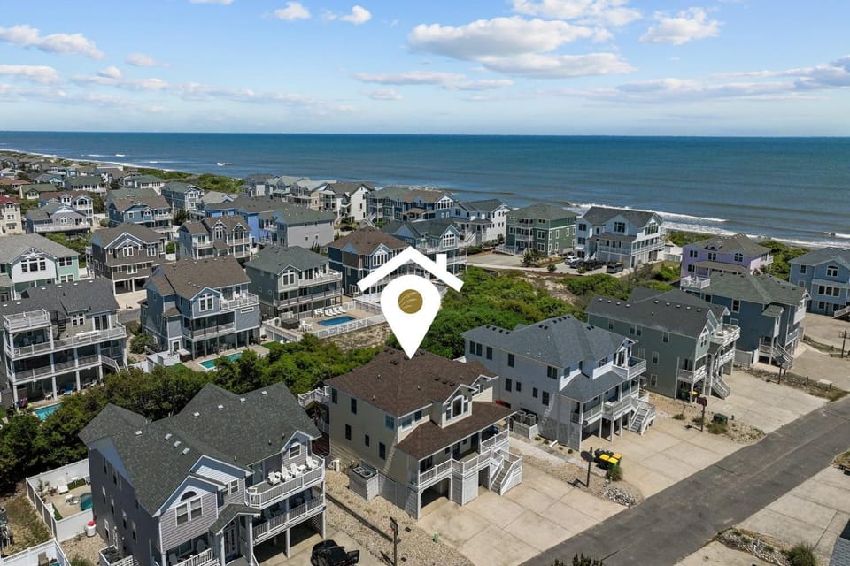 1770 - A Wave from it All House in Corolla