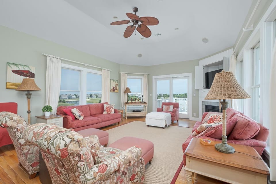 5594 - Ternberry House in Roanoke Island