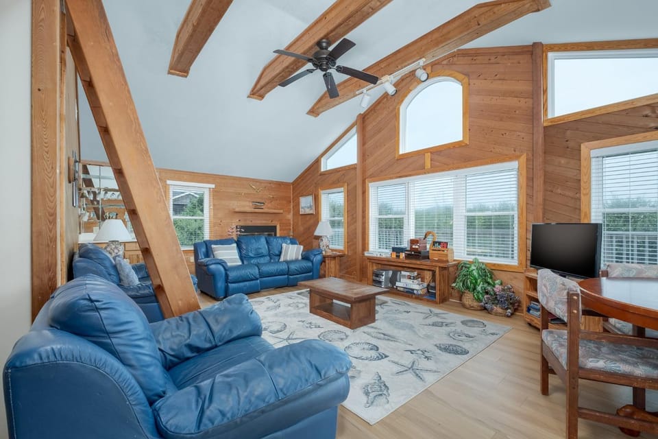 1523 - Moby Vic's House in Corolla
