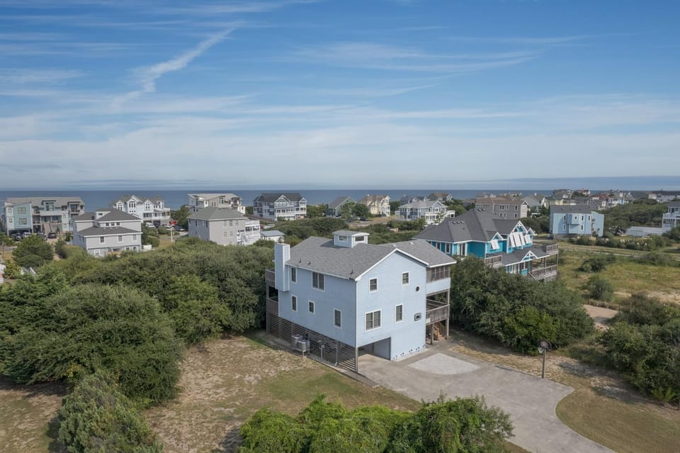 1523 - Moby Vic's House in Corolla