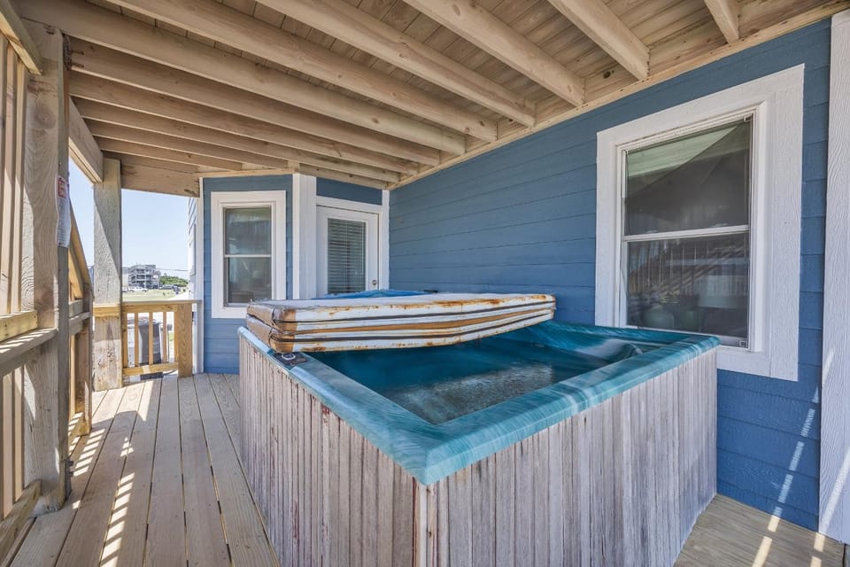 7048 - Tide Song House in Outer Banks