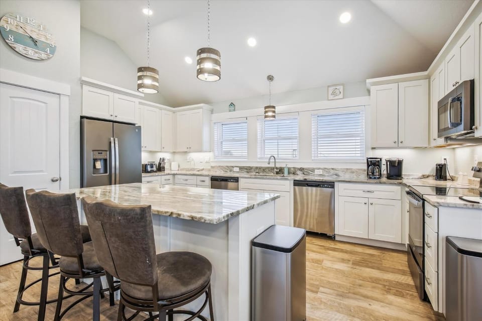 5545 - Loggerhead Lodge House in Roanoke Island