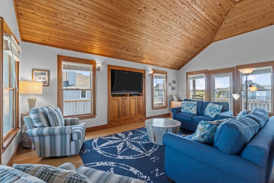 2410 - Come Sail Away House in Duck