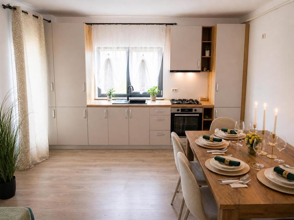 Apartament Nou & Modern în Rădăuți 2 Camere Parcare WiFi Apartment in Romania