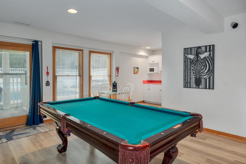 1763 - Shrimp Bizkit House in Corolla