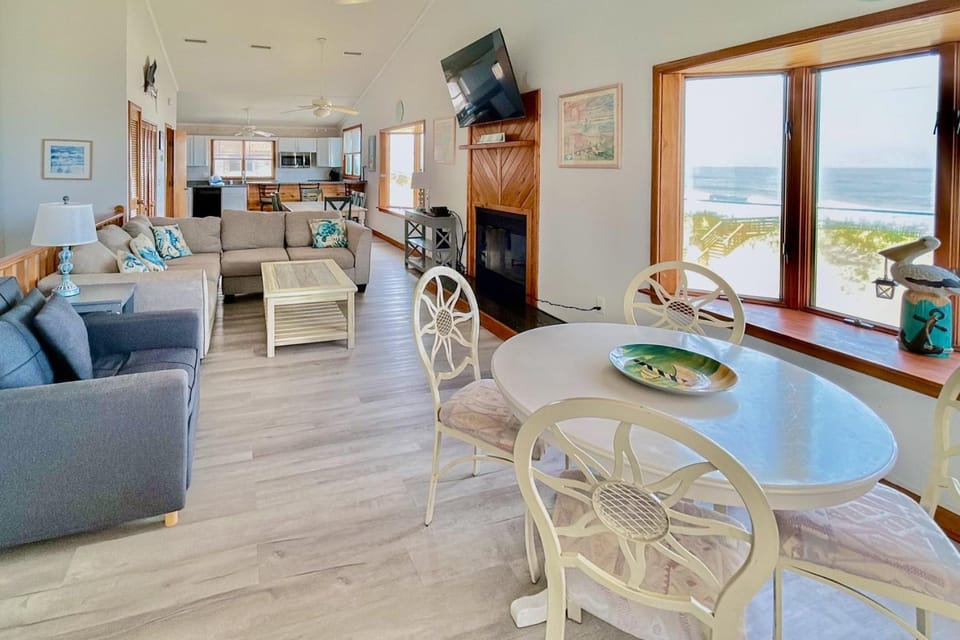 4841 - Ocean Overlook House in Kitty Hawk