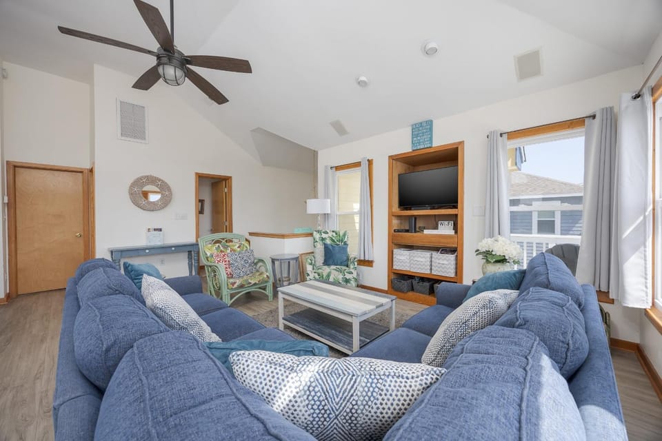 1651 - Better Than Tuition House in Corolla