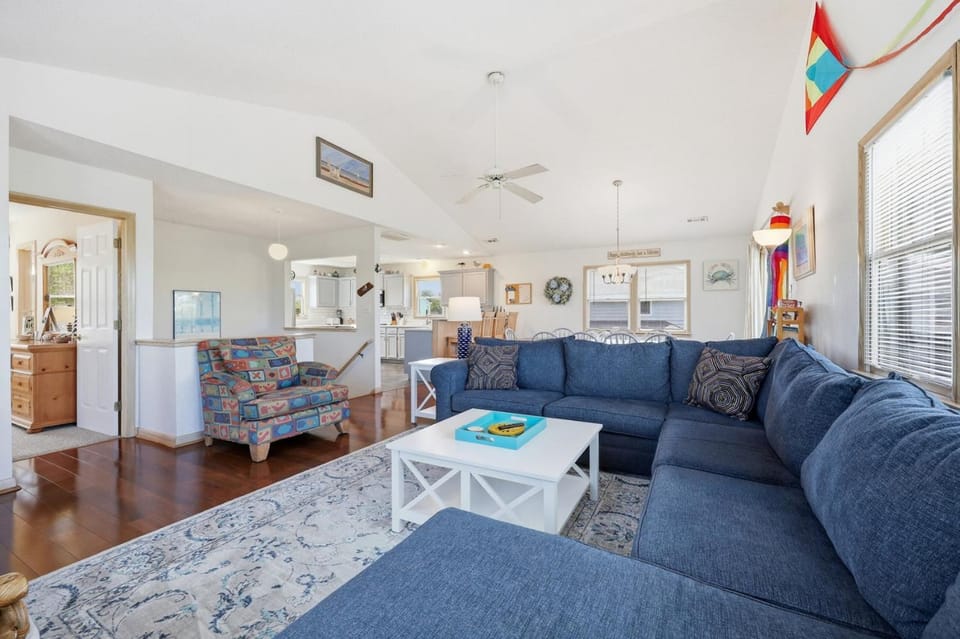 1712 - Happy Childhood House in Corolla