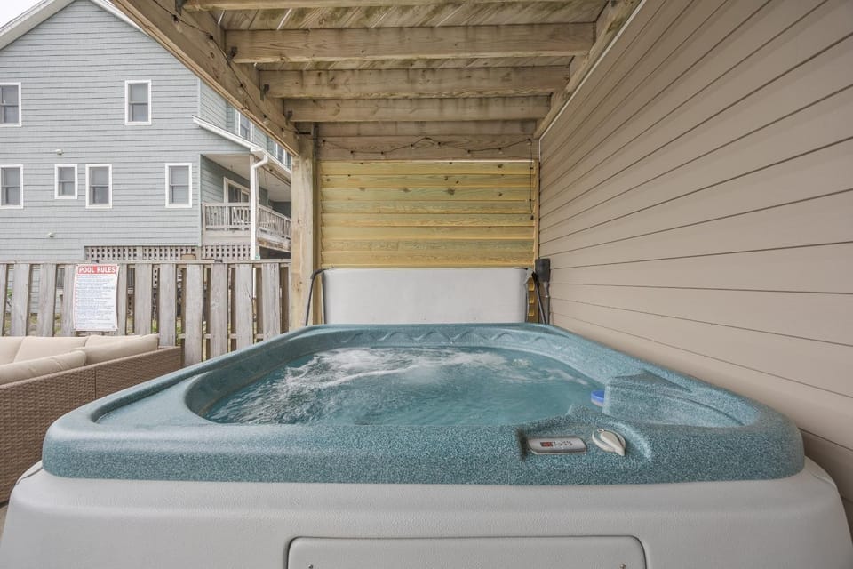 5205 - A Little Bit of Sunshine House in Kill Devil Hills