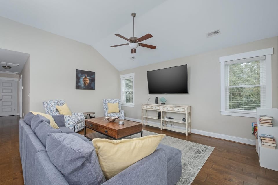 5176 - Sandy Bottoms House in Kill Devil Hills