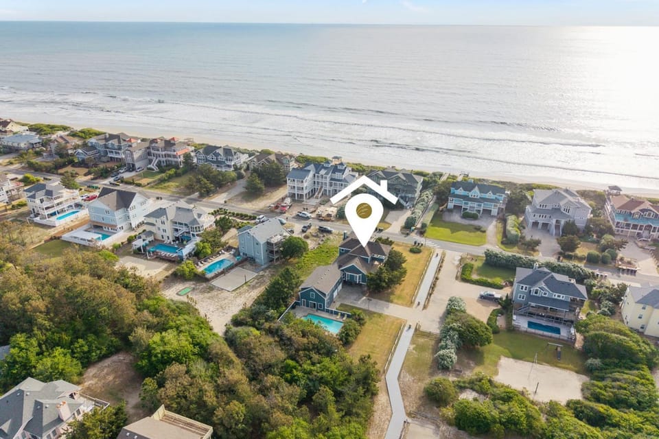 1363 - Enchantment by the Sea House in Corolla