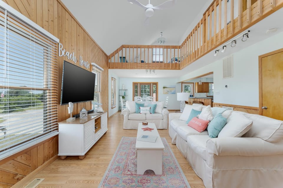 5720 - Island Haven House in Roanoke Island