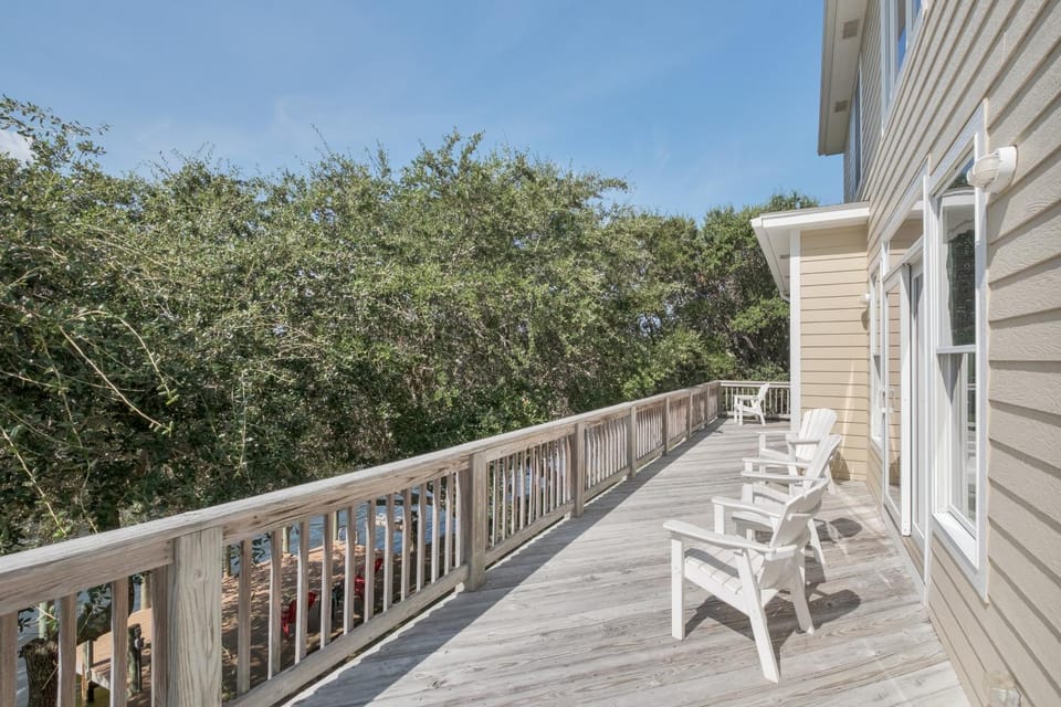 7813 - Dock Tails House in Frisco