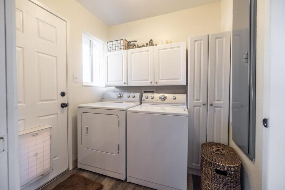 Beautiful Tahoe Keys Home, Family and Pet Friendly House in South Lake Tahoe