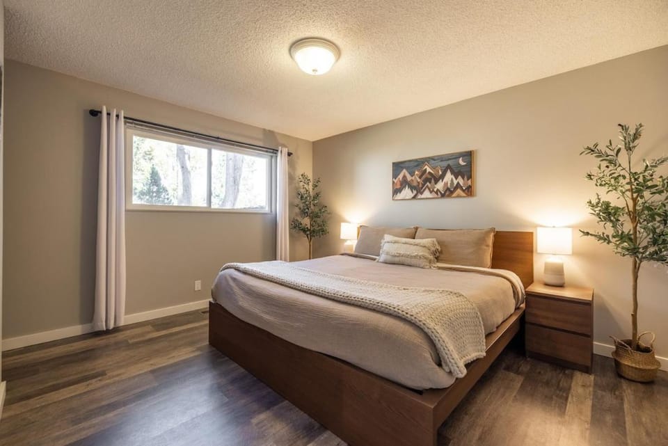 Beautiful Tahoe Keys Home, Family and Pet Friendly House in South Lake Tahoe