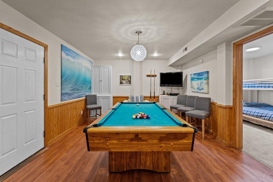 1745 - Beach Time House in Corolla