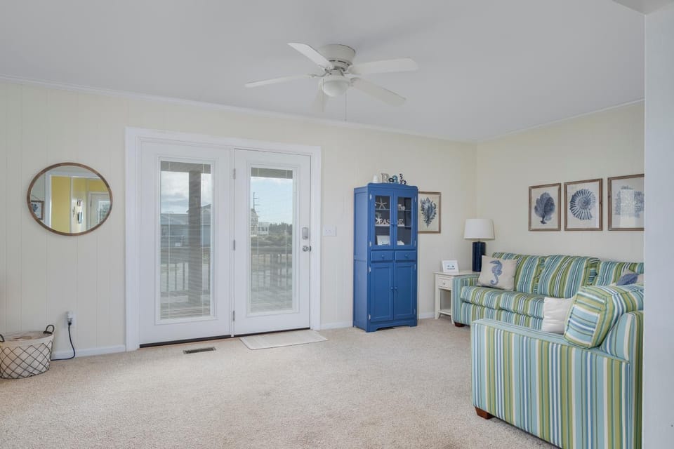 5586 - Gabe and Abe's Ocean Breeze House in Nags Head