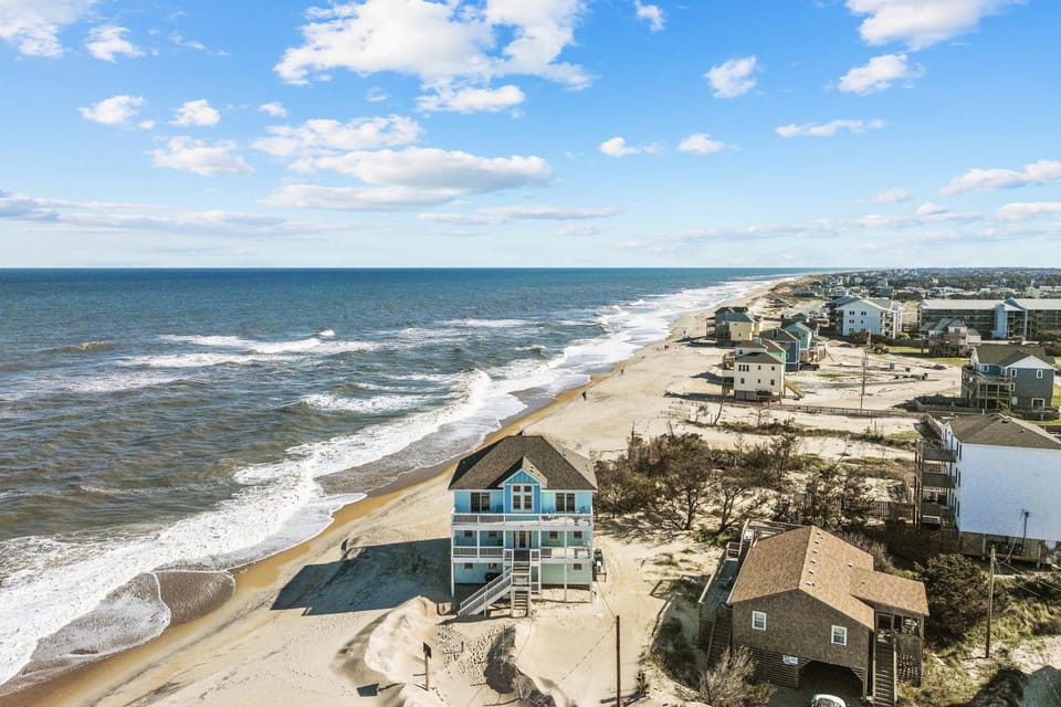7042 - Whistling Oyster House in Outer Banks