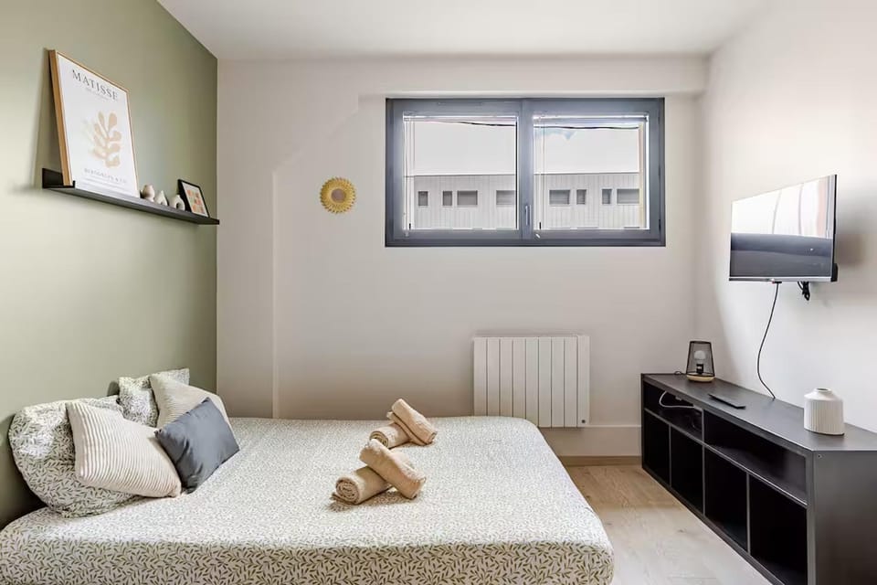 Studio cosy Tramway à 2 min Cœur de Clermont Apartment in Clermont-Ferrand