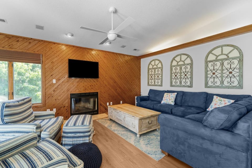 1300 - Sea Chest House in Corolla