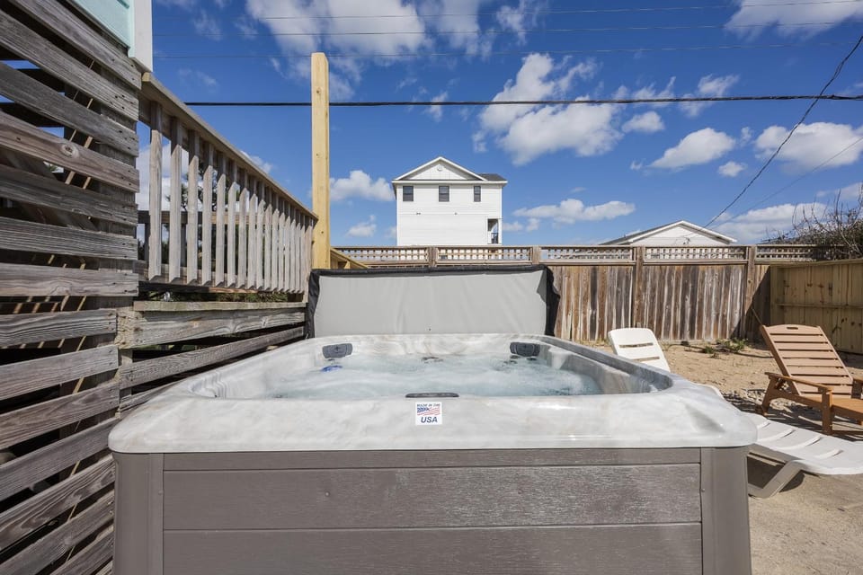 5213 - Blue Turtle Cottage House in Kill Devil Hills