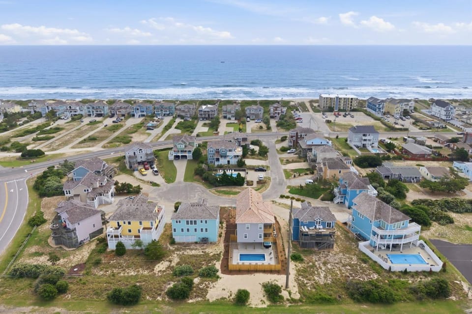 5682 - Beers and Sunshine House in Nags Head