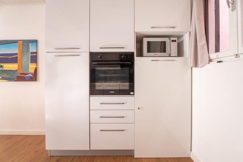 microwave, oven