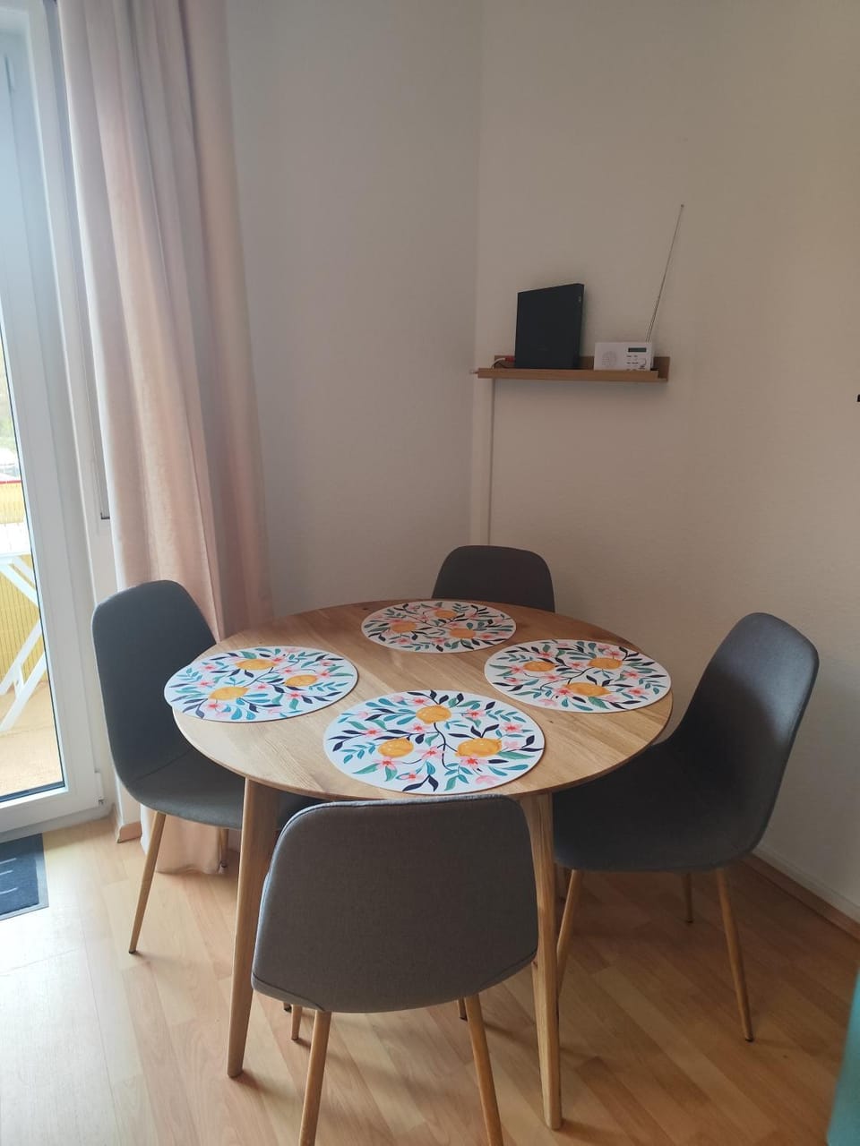 Happy Weekend mit Balkon und Blick ins Grüne Apartment in Bad Kreuznach