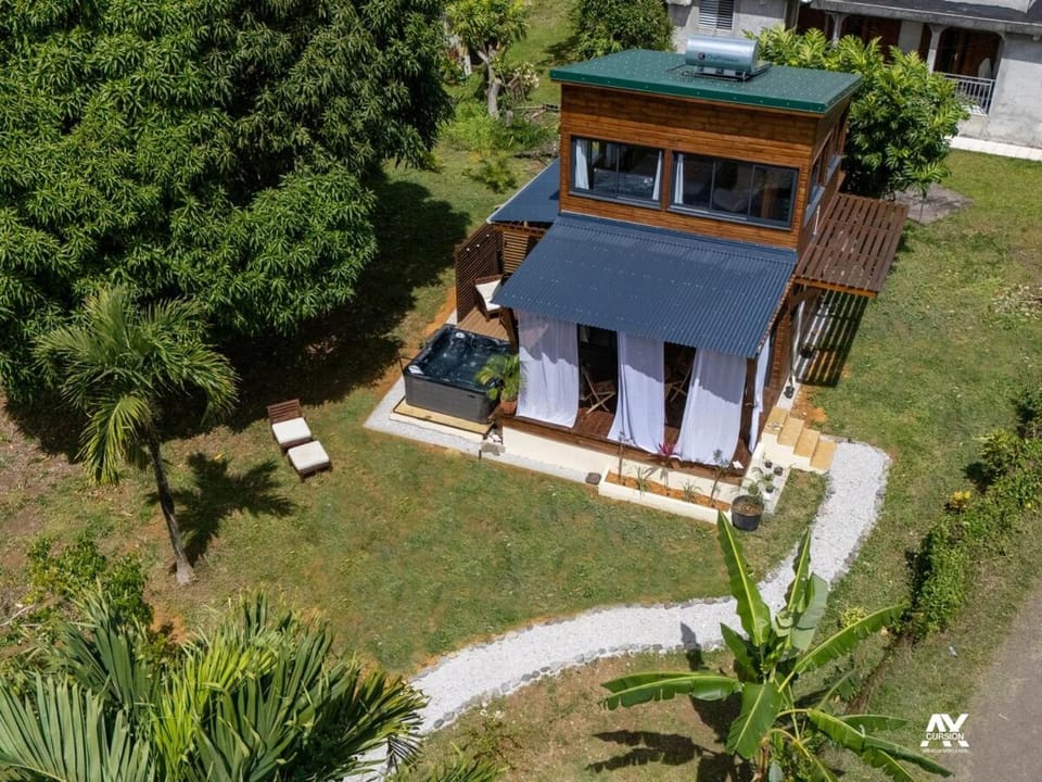 Bungalow en duplex avec Jacuzzi House in Leeward Islands