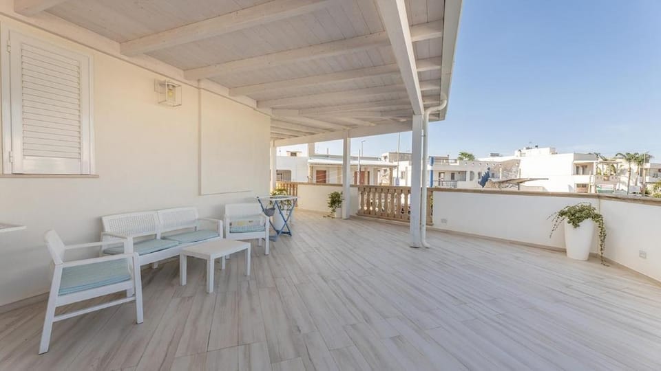 Camera Quadrupla II B&B Sole by SalentoAffitti Apartment in Torre San Giovanni