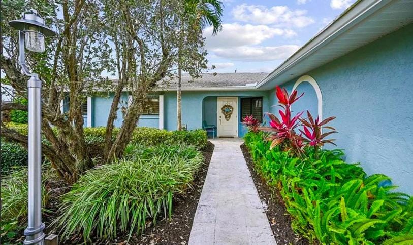 Bonita Palms – Pool & Spa Retreat Near Barefoot Beach | Bonita Springs House in North Naples