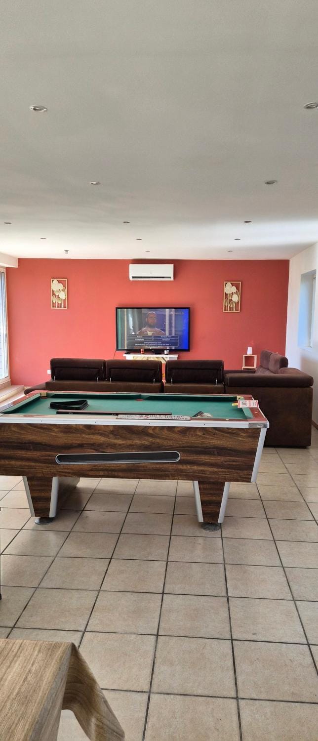 Billiard