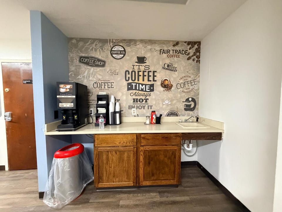 Coffee/tea facilities