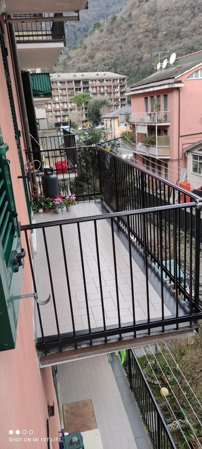 Balcony/Terrace, Mountain view