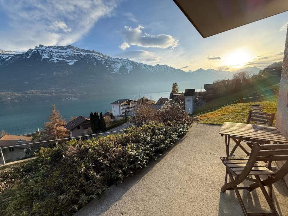 Patio, Natural landscape, View (from property/room), Balcony/Terrace, Lake view, Mountain view, Sunset