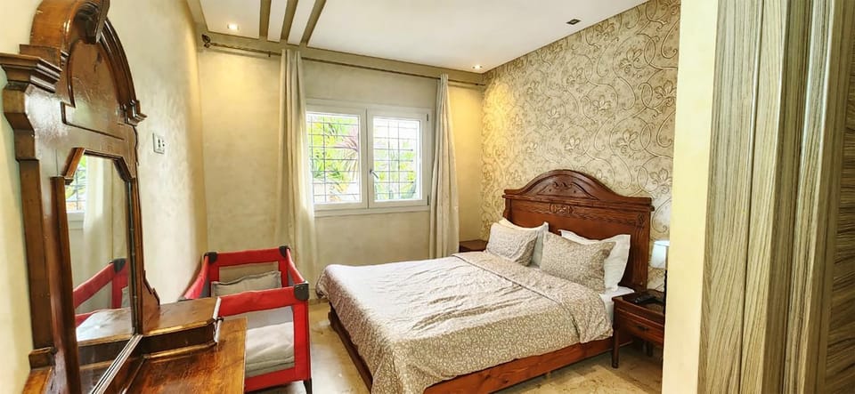 Bed, Bedroom, cot