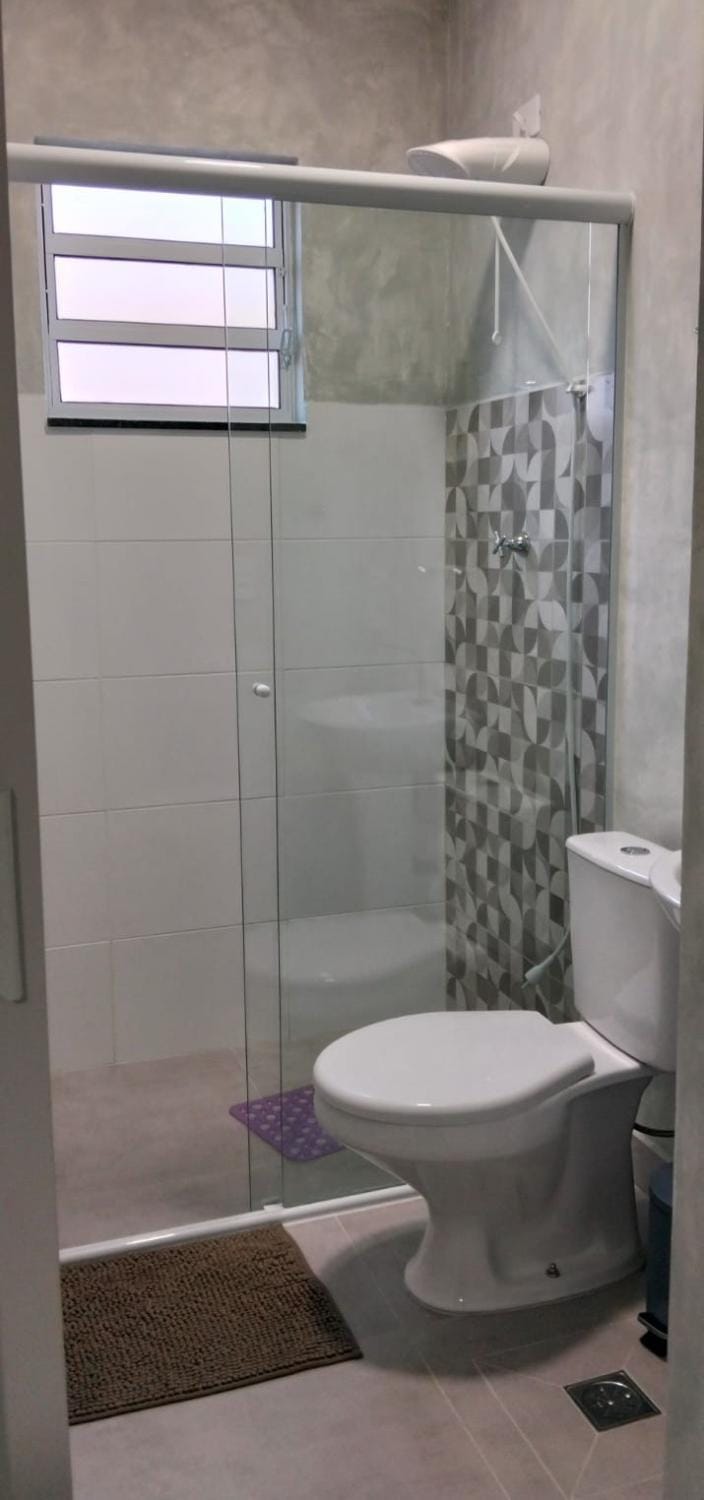 Kitnet Moderna com Ar e Vaga Privativa Coberta Apartment in Sorocaba