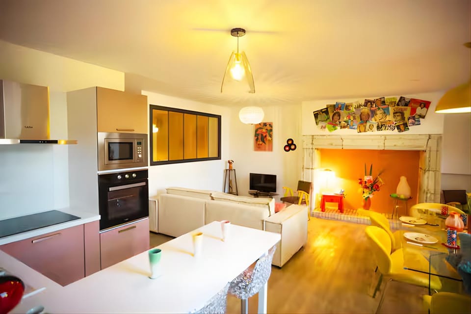 Le Seventies & Spa #2 Apartment in Nouvelle-Aquitaine