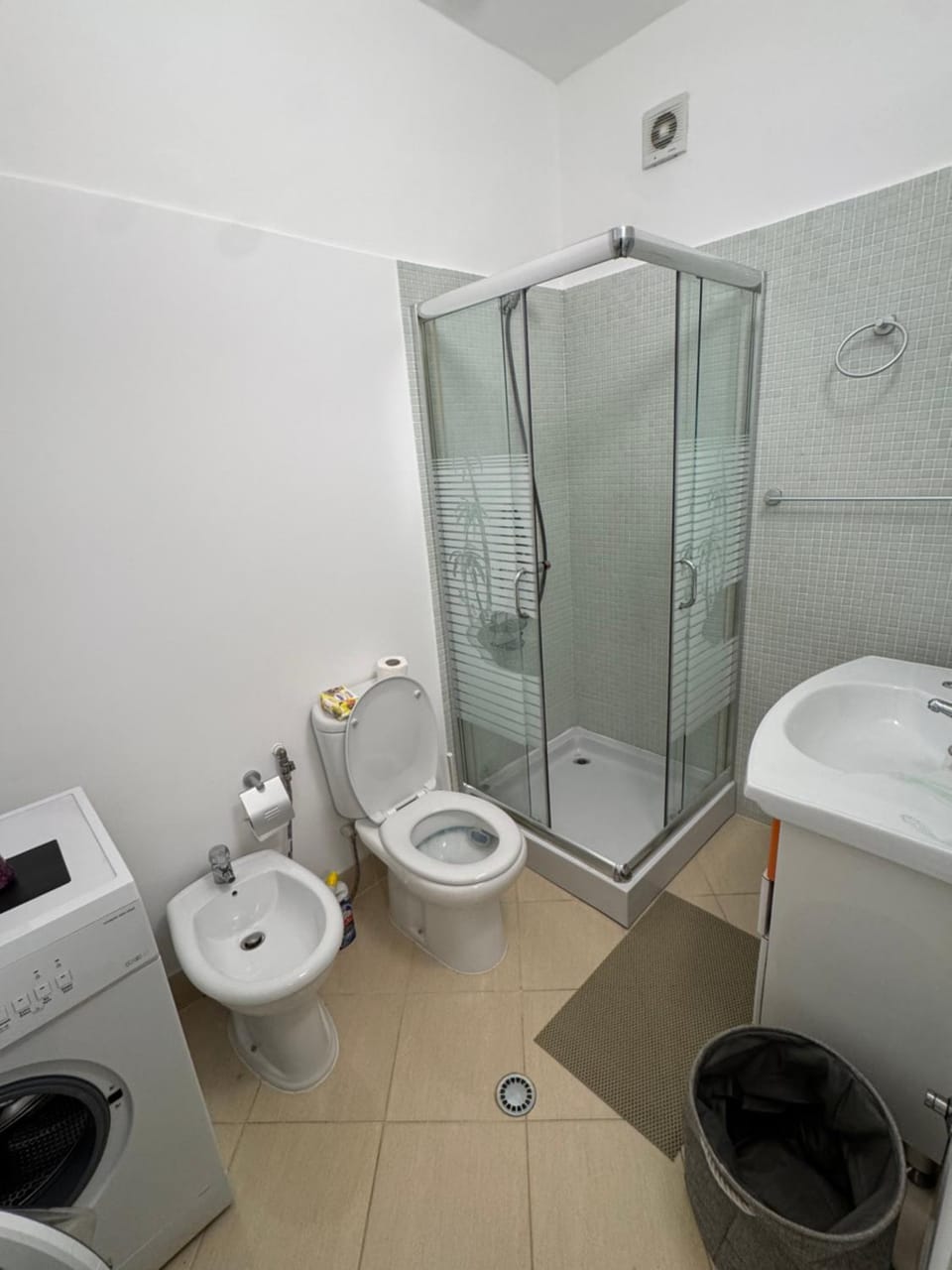 Shower, Bathroom