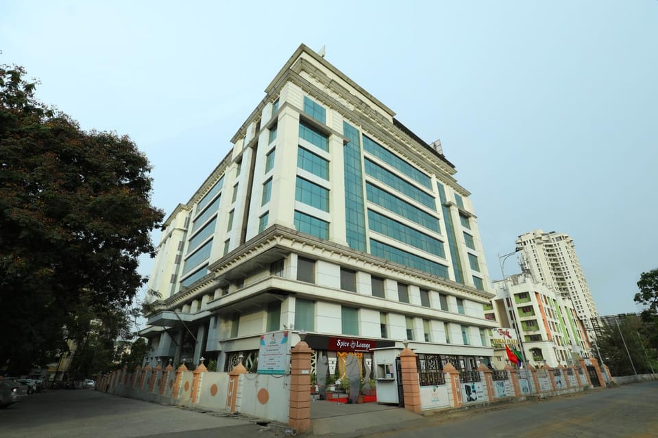Property building, Facade/entrance