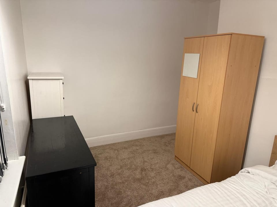 Etoma Guest House Vacation rental in Leicester