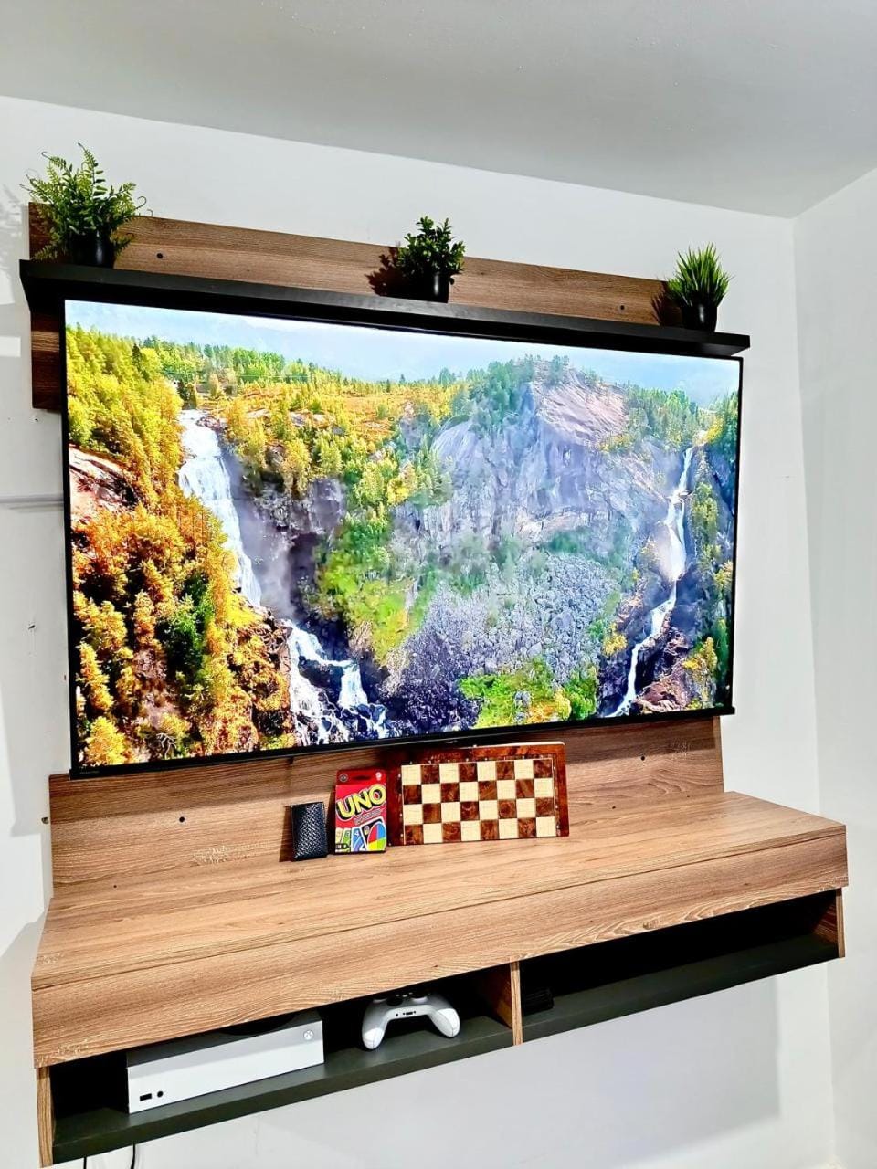 Communal lounge/ TV room, Natural landscape, TV and multimedia, Evening entertainment