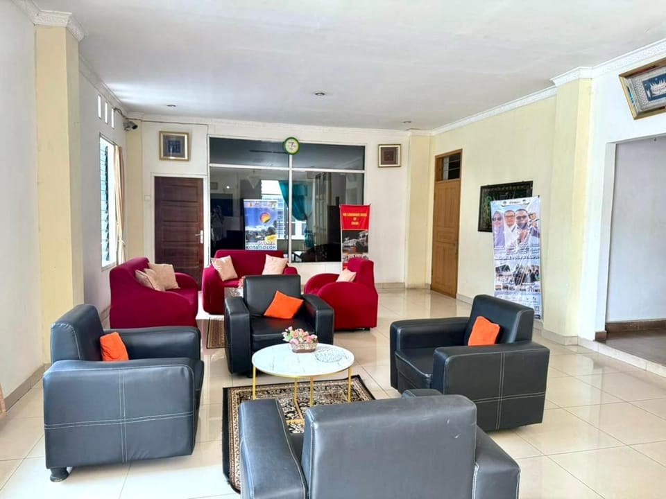 TV and multimedia, Living room, Lobby or reception, Seating area