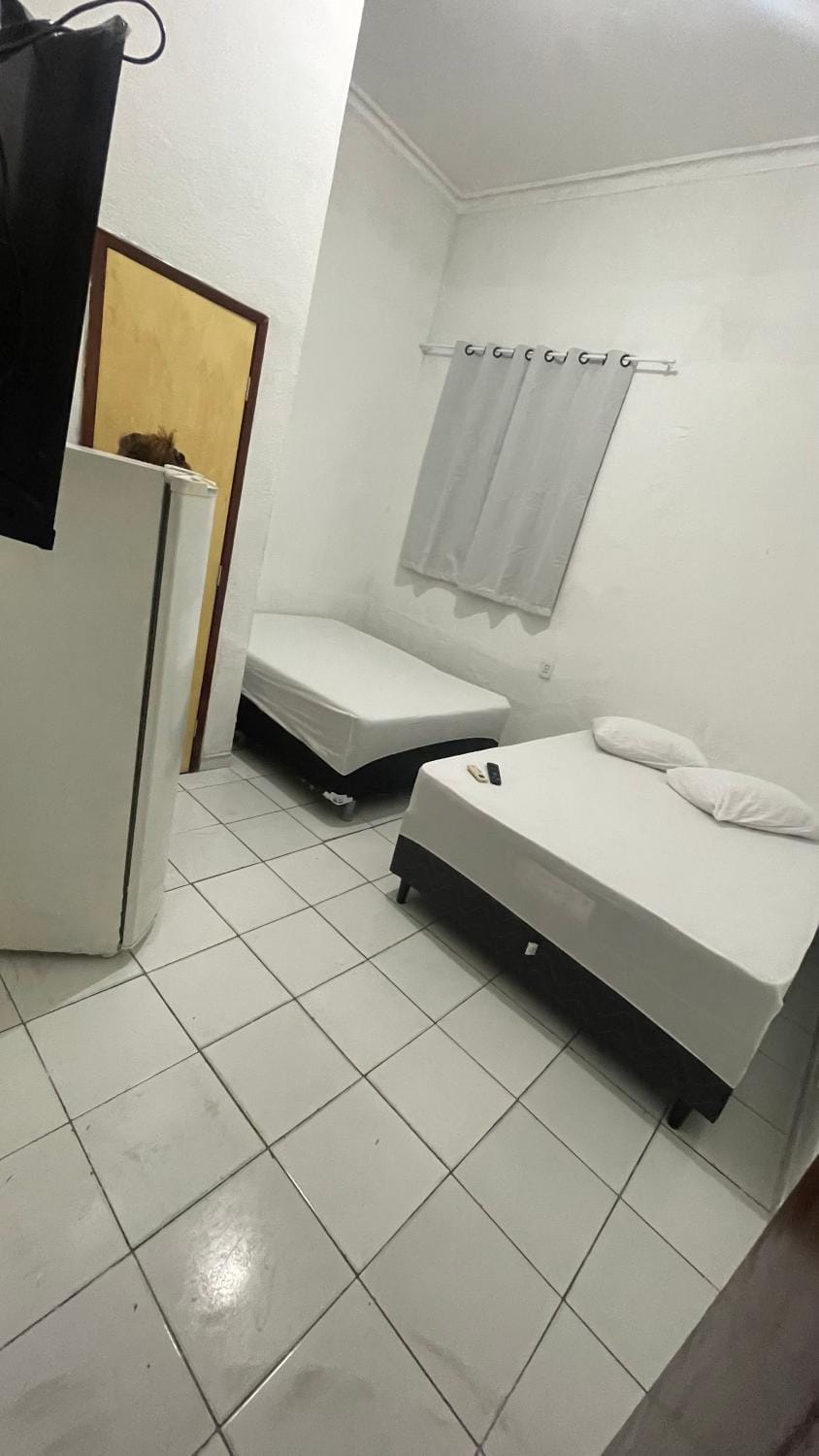 Bed, TV and multimedia, Photo of the whole room, minibar