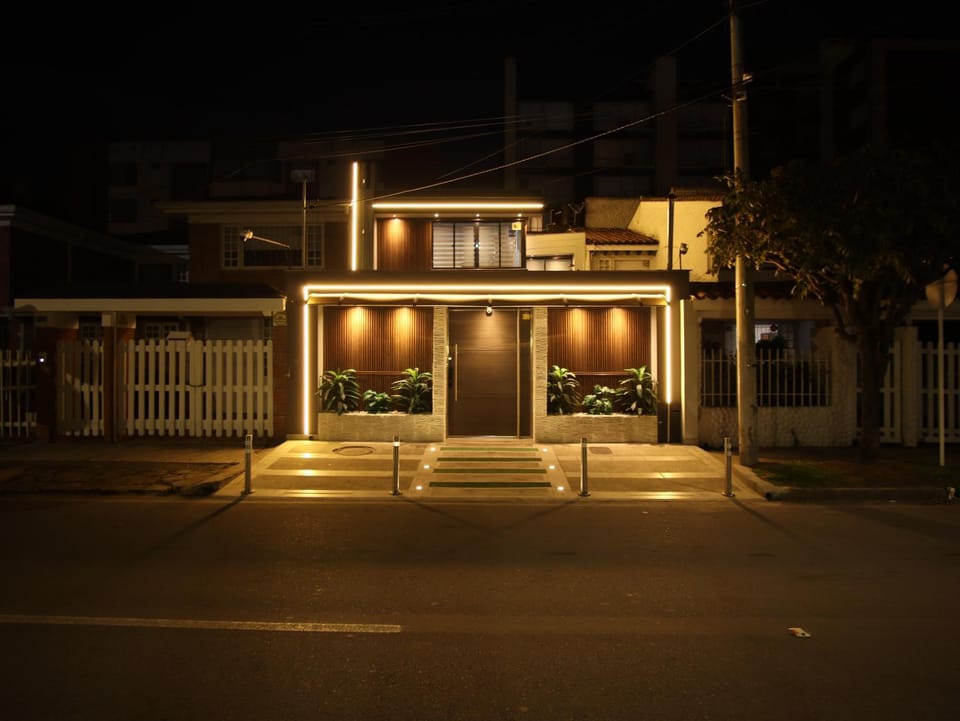 Santa Barbara Central Suites Hotel in Bogota
